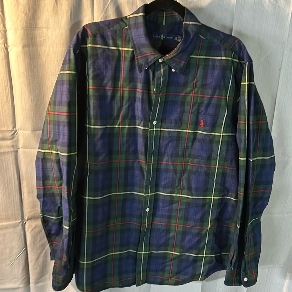 Men’s Button down shirt